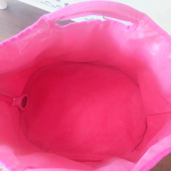 ❗SOLD❗Lilly Pulitzer Insulated Beverage Bucket - Picture 5 of 7